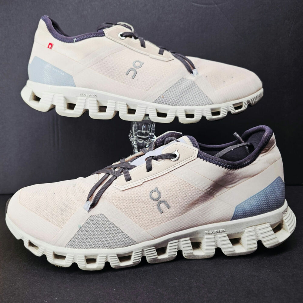 Oncloud Women 10.5 Comfy footwear